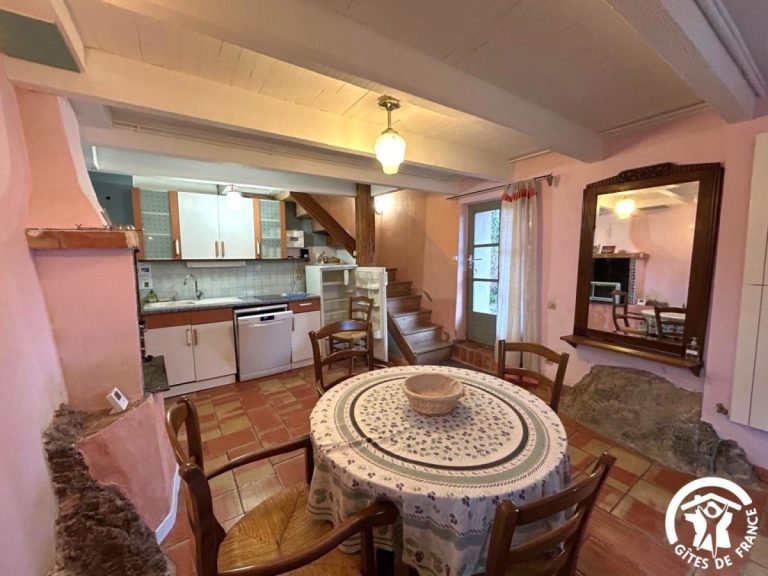 34G2108 1200 768x576